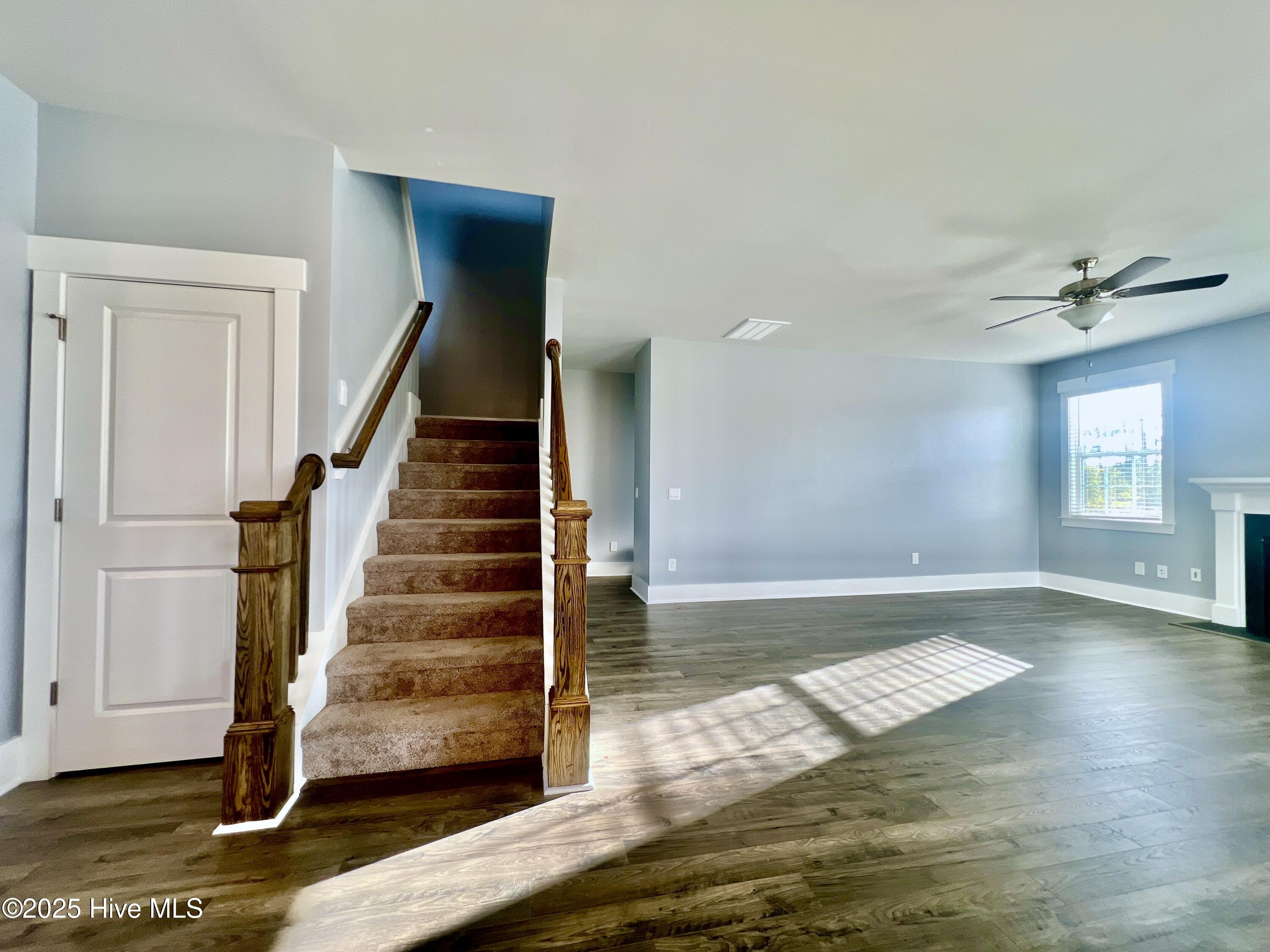 111 Ballantine Grove Lane Newport, NC 28570 - Photo 45 of 45 Stairs 3
