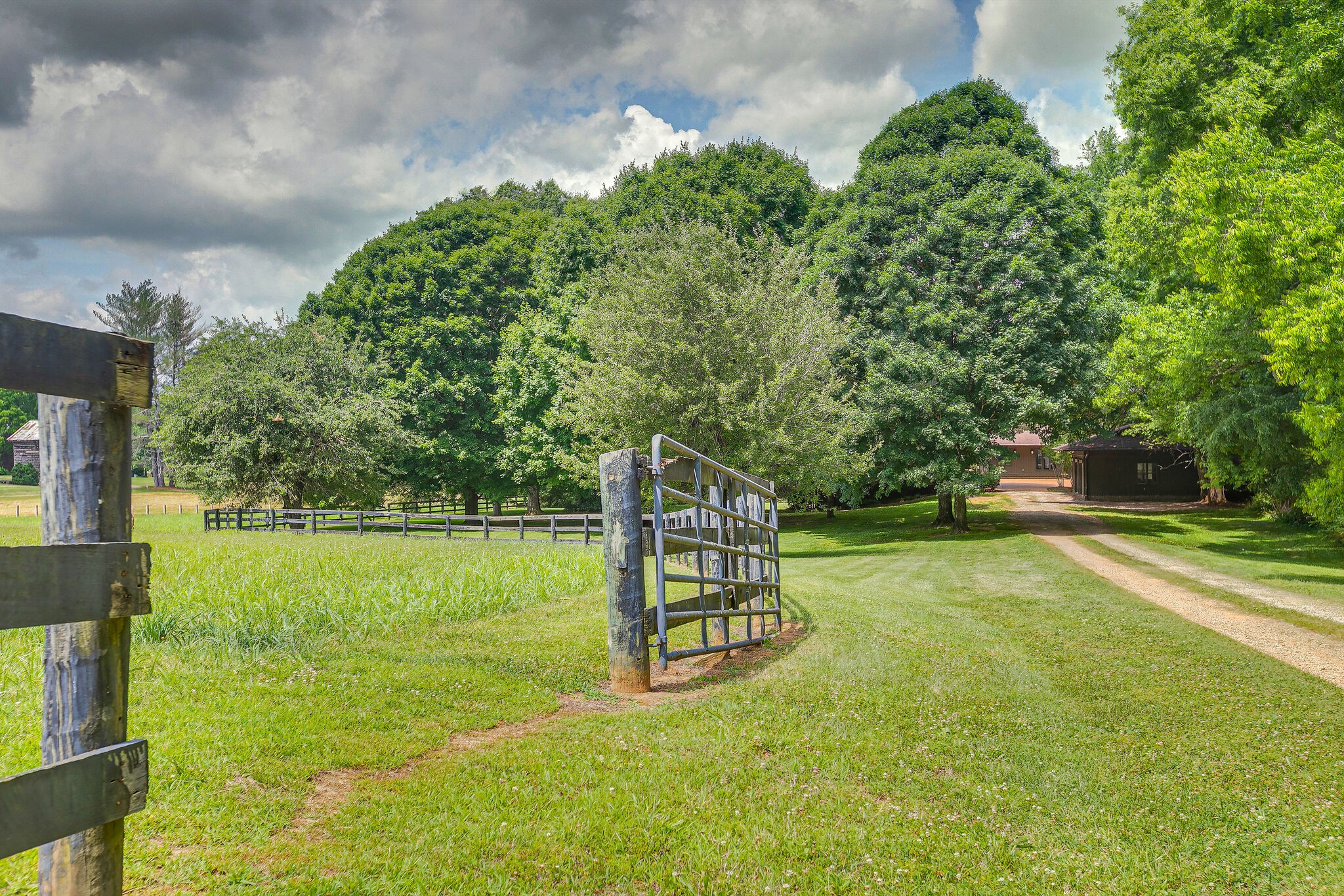 3159 North Cross Bridges Road Columbia, TN 38401 - Photo 16 of 17 Gallery Image 16