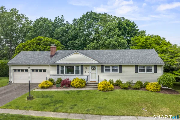 $499,999 | 55 Ridgefield Drive, Stratford, CT 06614