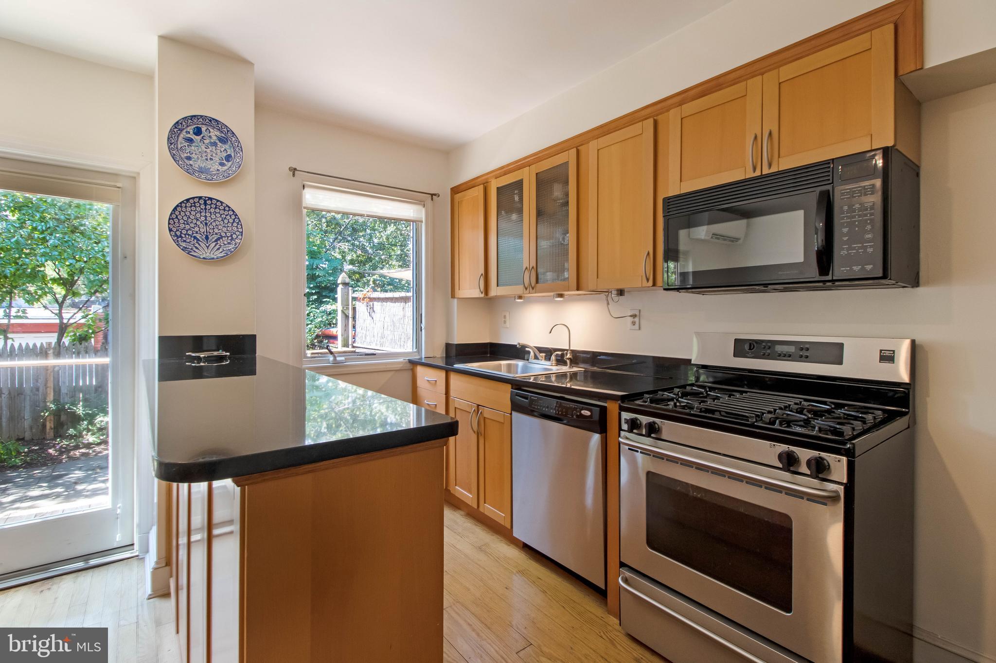 2224 Observatory Place Northwest Washington, DC 20007 - Photo 6 of 17 Gallery Image 6