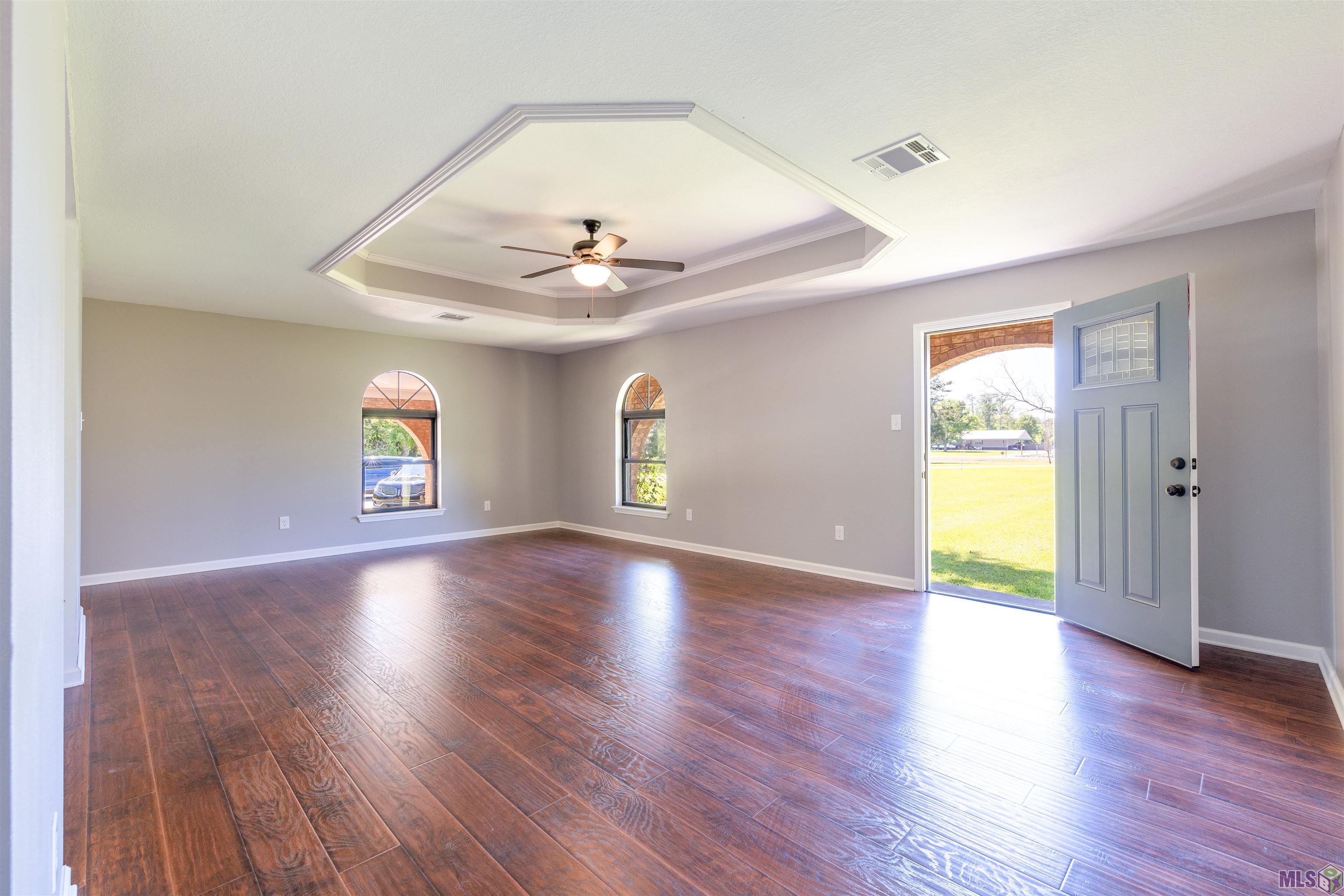 1450 Bayou Blue Road Houma, LA 70364 - Photo 8 of 23 Gallery Image 8