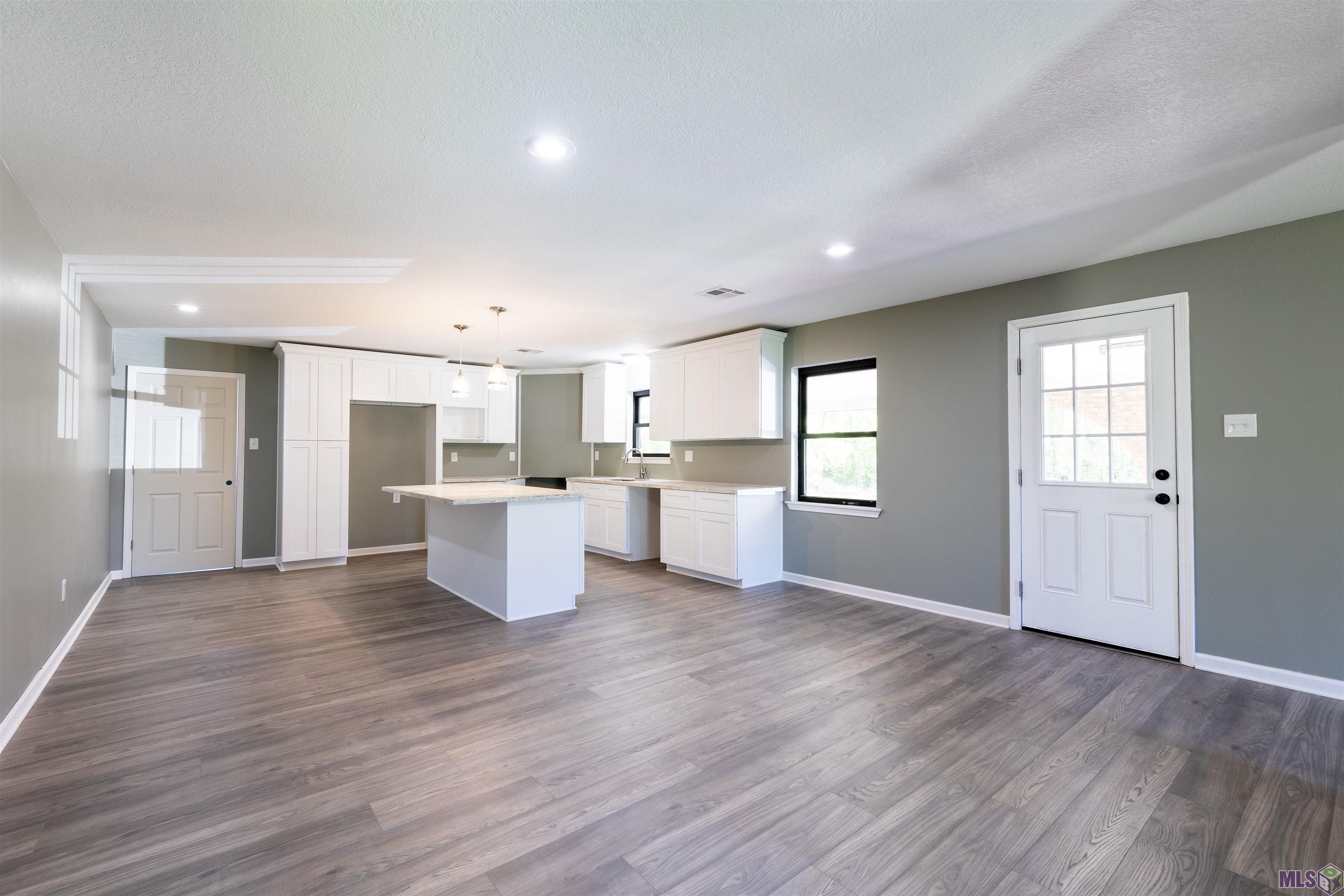1450 Bayou Blue Road Houma, LA 70364 - Photo 10 of 23 Gallery Image 10