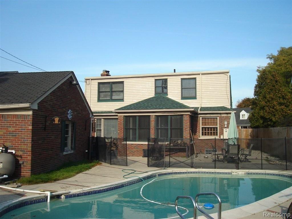 451 Maison Road Grosse Pointe, MI 48236 - Photo 26 of 27 Maison 451 035.JPG