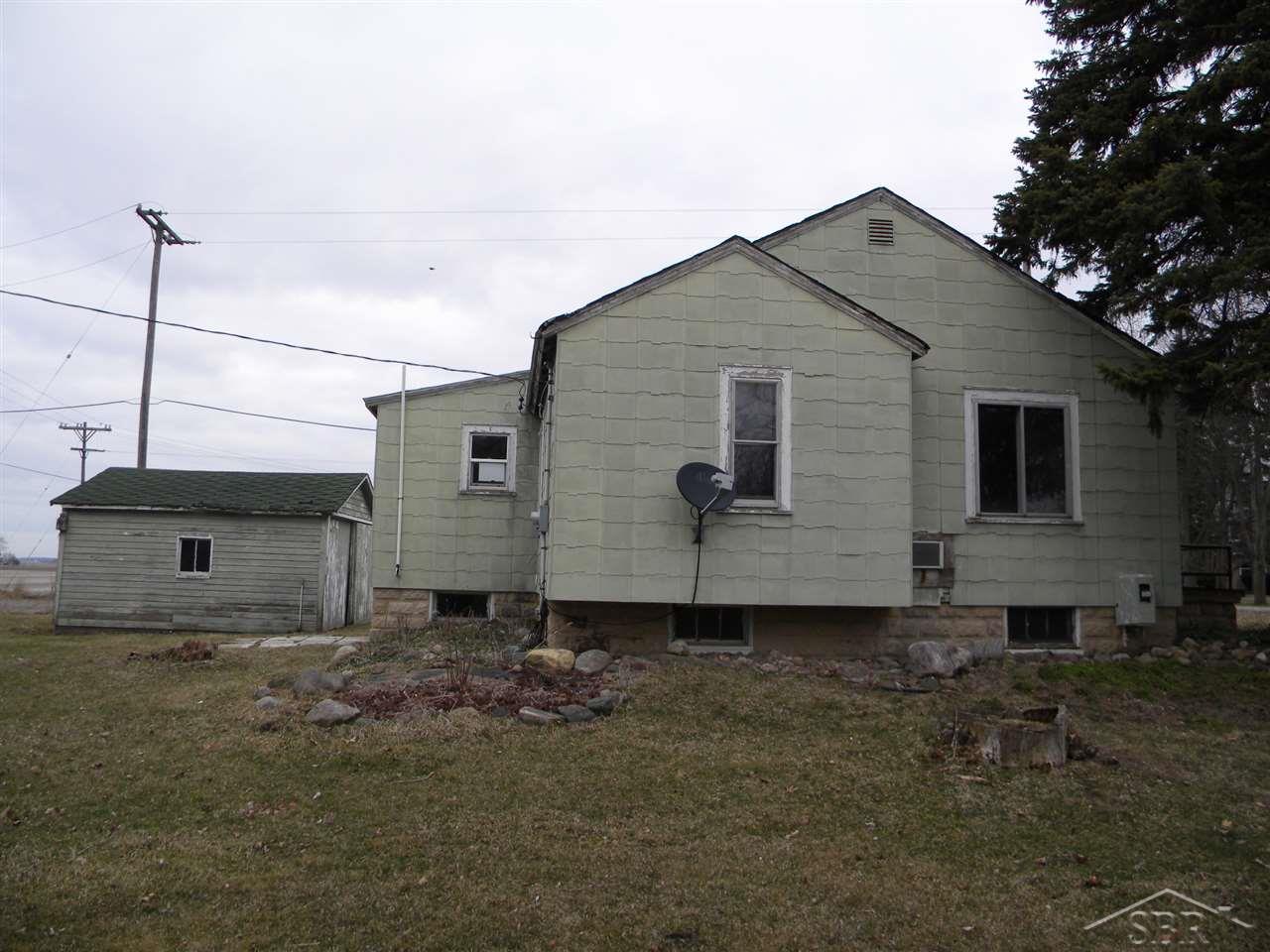3815 Rayl Road Akron, MI 48701 - Photo 9 of 22 50010529-8.JPG