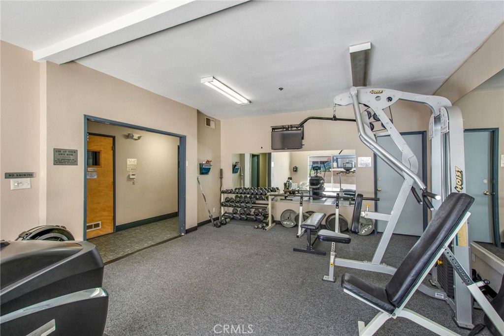 300 North El Molino Avenue, Unit 312 Pasadena, CA 91101 - Photo 18 of 25