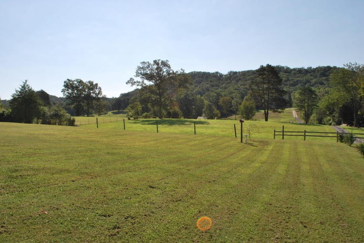 2736 East Raccoon Valley Drive Heiskell, TN 37754 - Photo 13 of 37 a view of an outdoor space and swimming pool