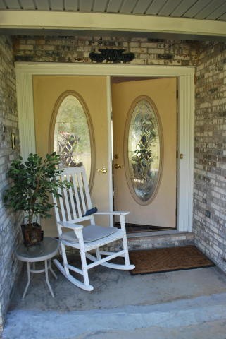 2736 East Raccoon Valley Drive Heiskell, TN 37754 - Photo 23 of 37 a front view of a house with garden