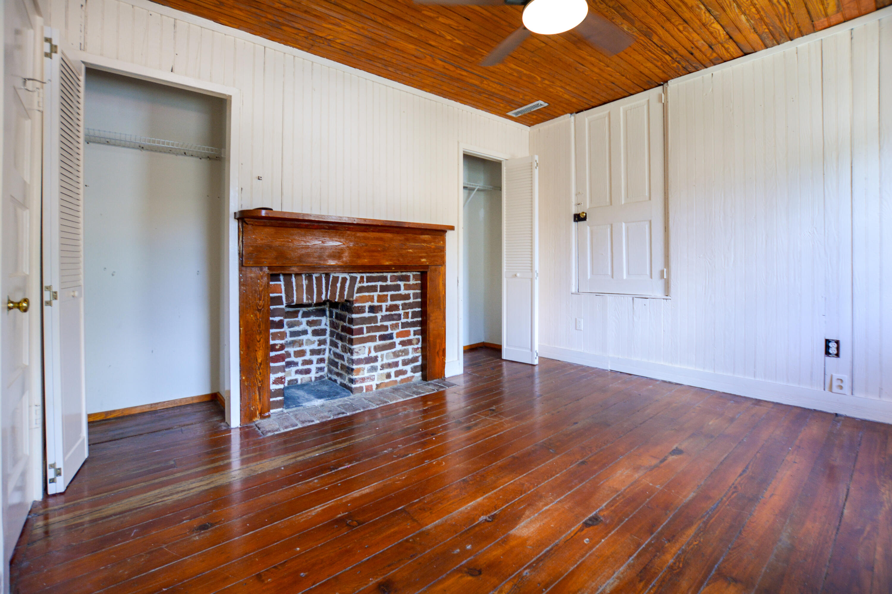 27 Smith Street, Unit B Charleston, SC 29401 - Photo 18 of 23 20373047__DSC8955