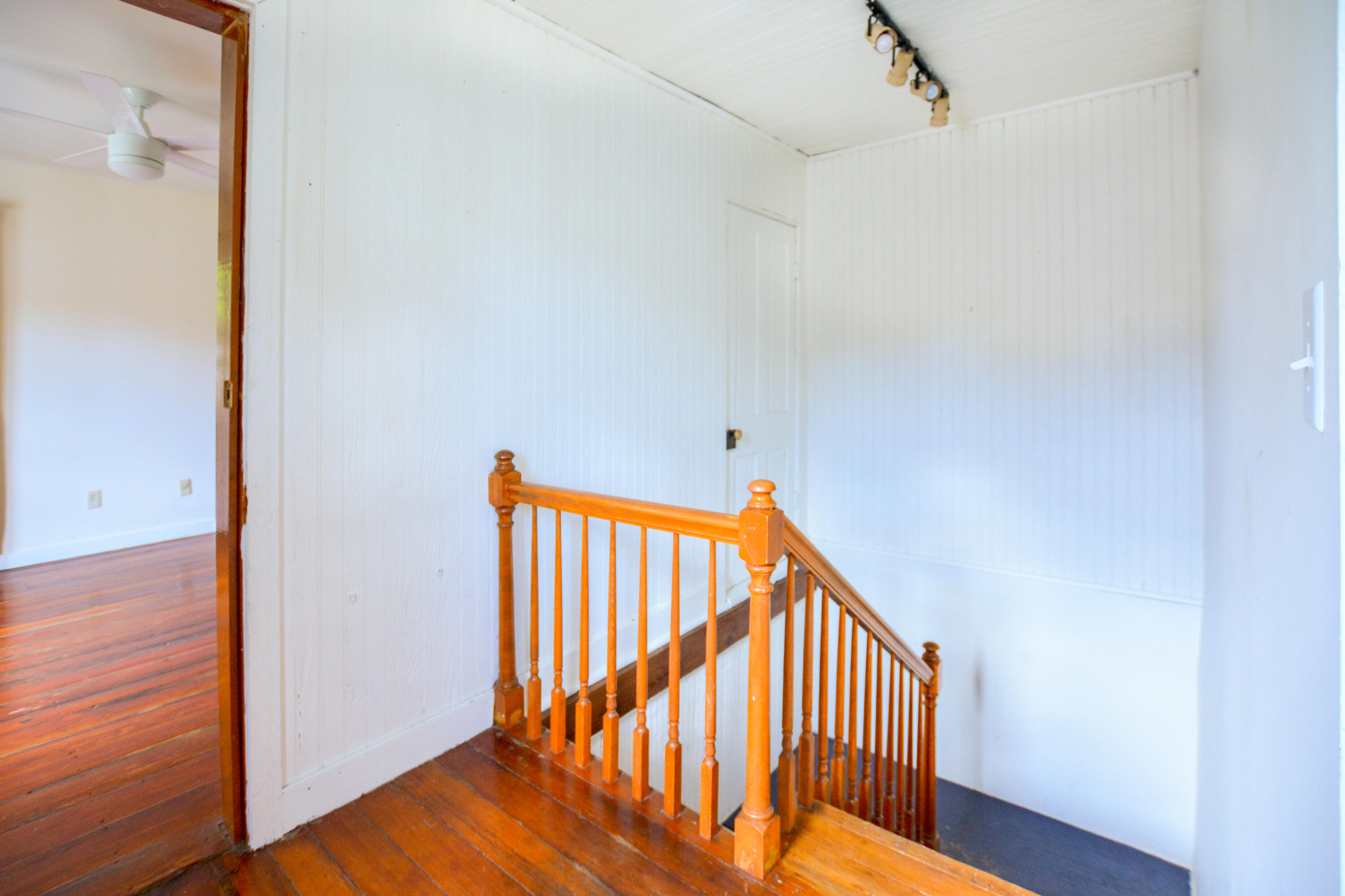 27 Smith Street, Unit B Charleston, SC 29401 - Photo 20 of 23 20373051__DSC8957