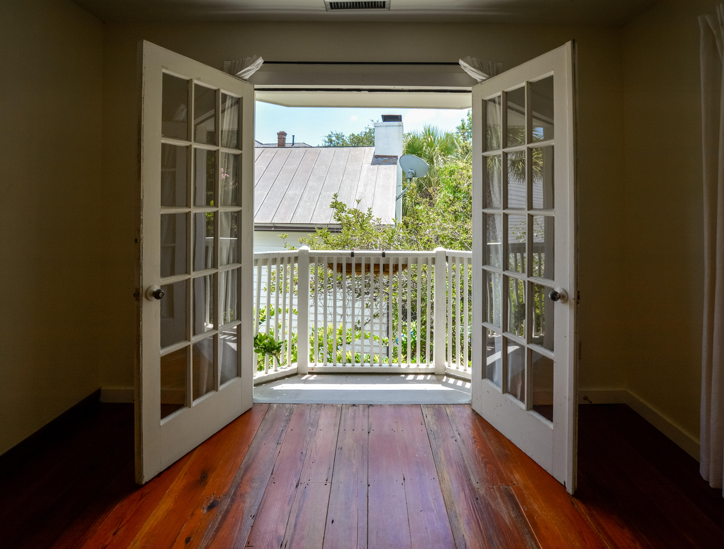 27 Smith Street, Unit B Charleston, SC 29401 - Photo 23 of 23 20373044__DSC8950