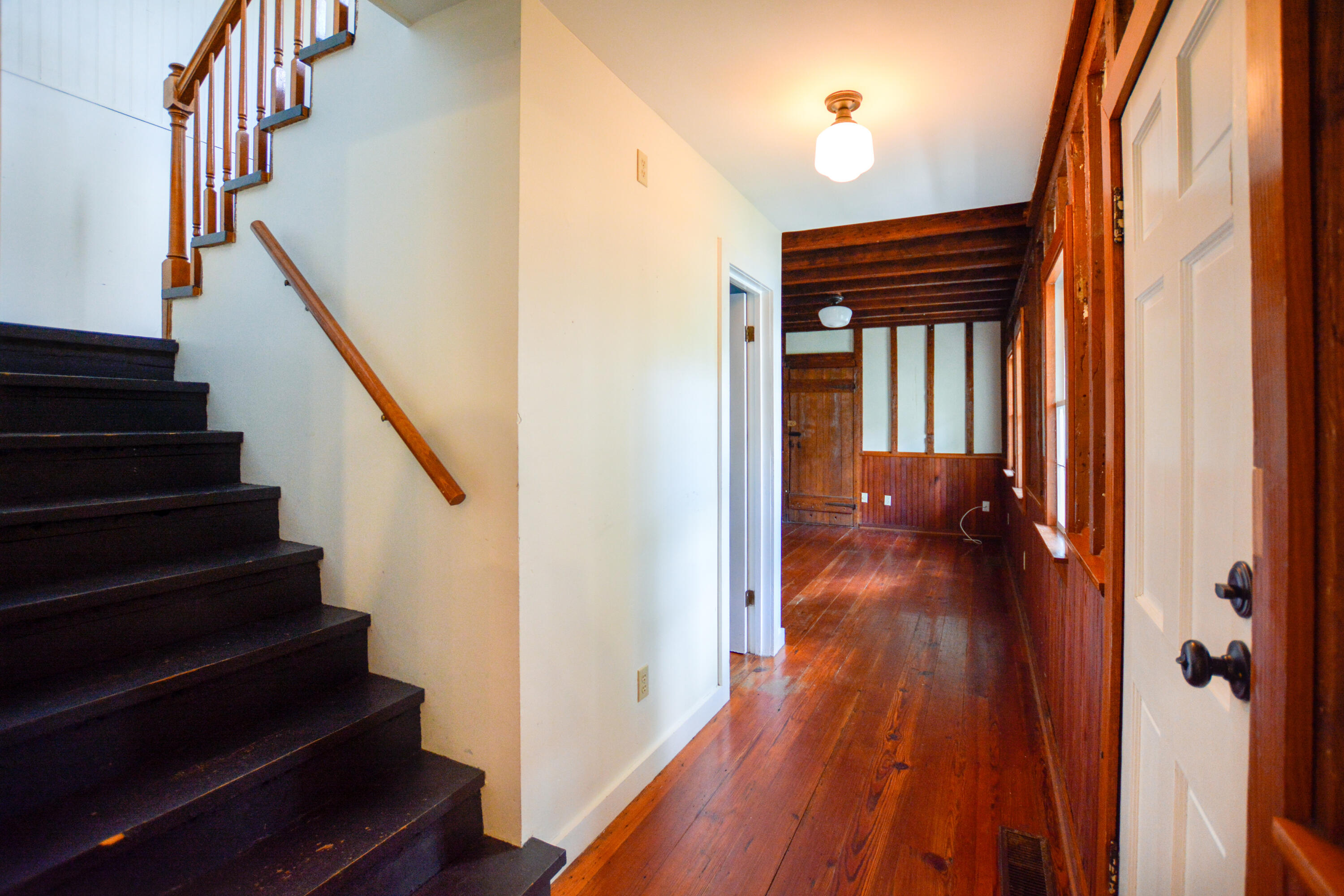 27 Smith Street, Unit B Charleston, SC 29401 - Photo 5 of 23 20373032__DSC8940