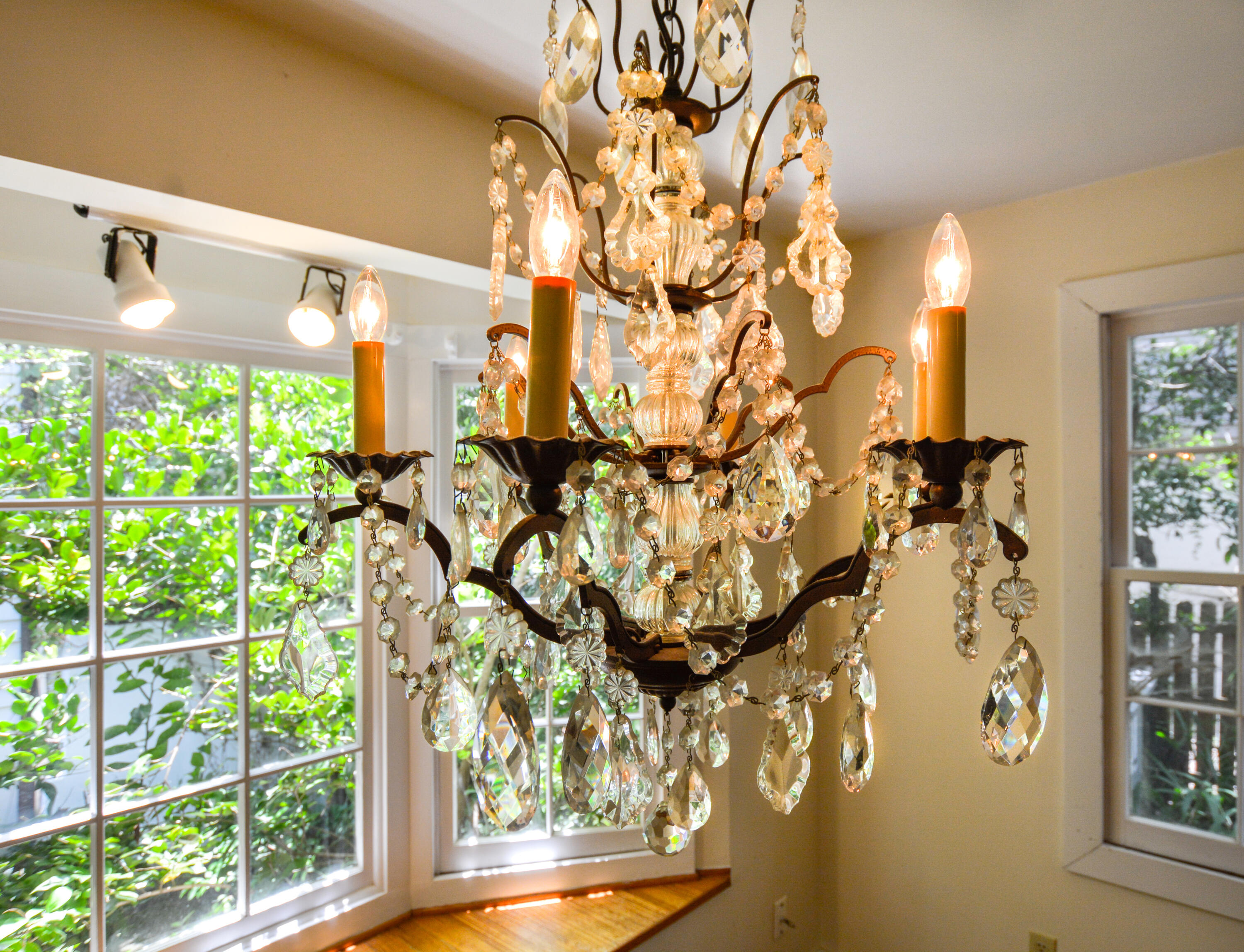 27 Smith Street, Unit B Charleston, SC 29401 - Photo 9 of 23 20373019__DSC8927