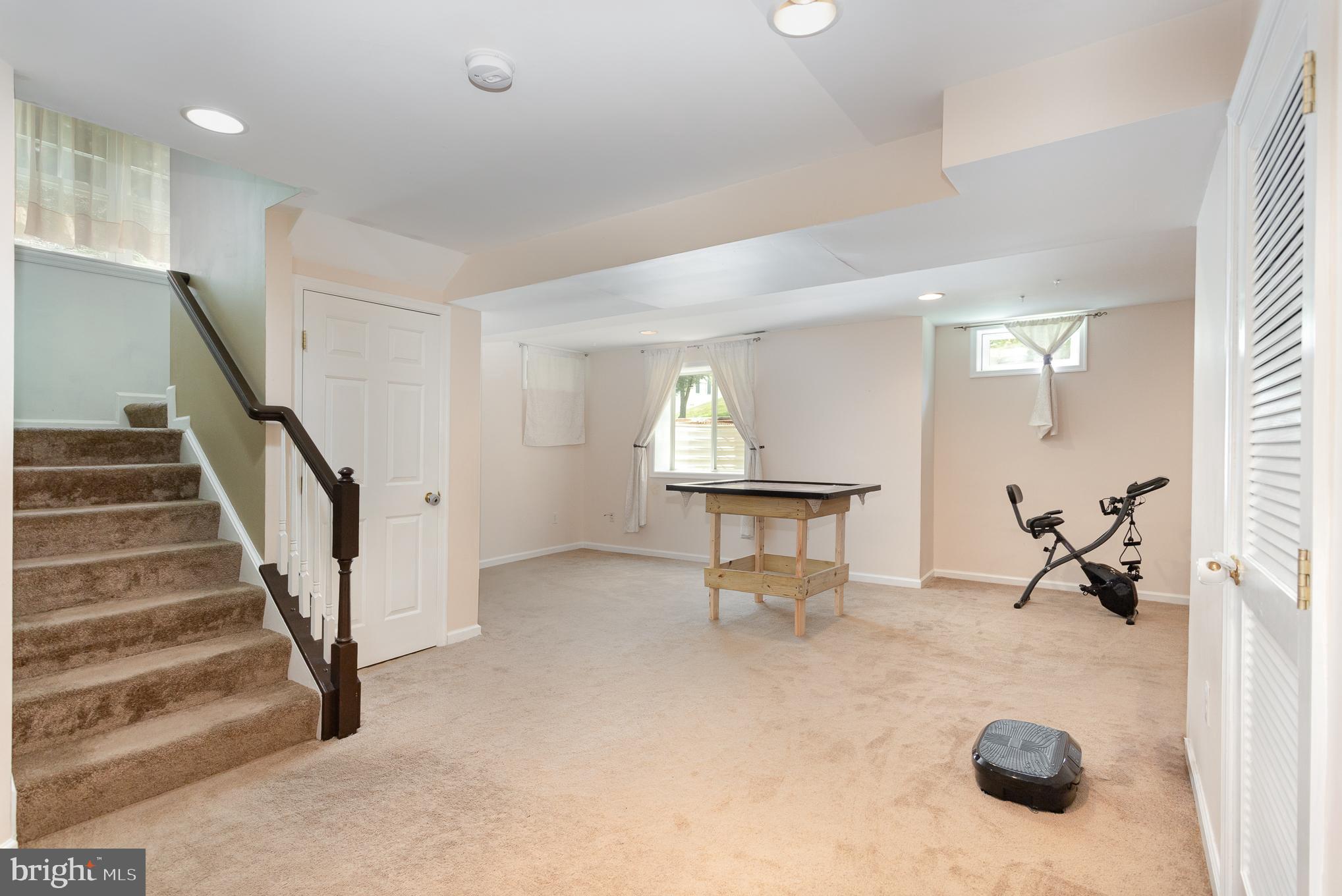 7485 Seneca Ridge Drive York, PA 17403 - Photo 25 of 45