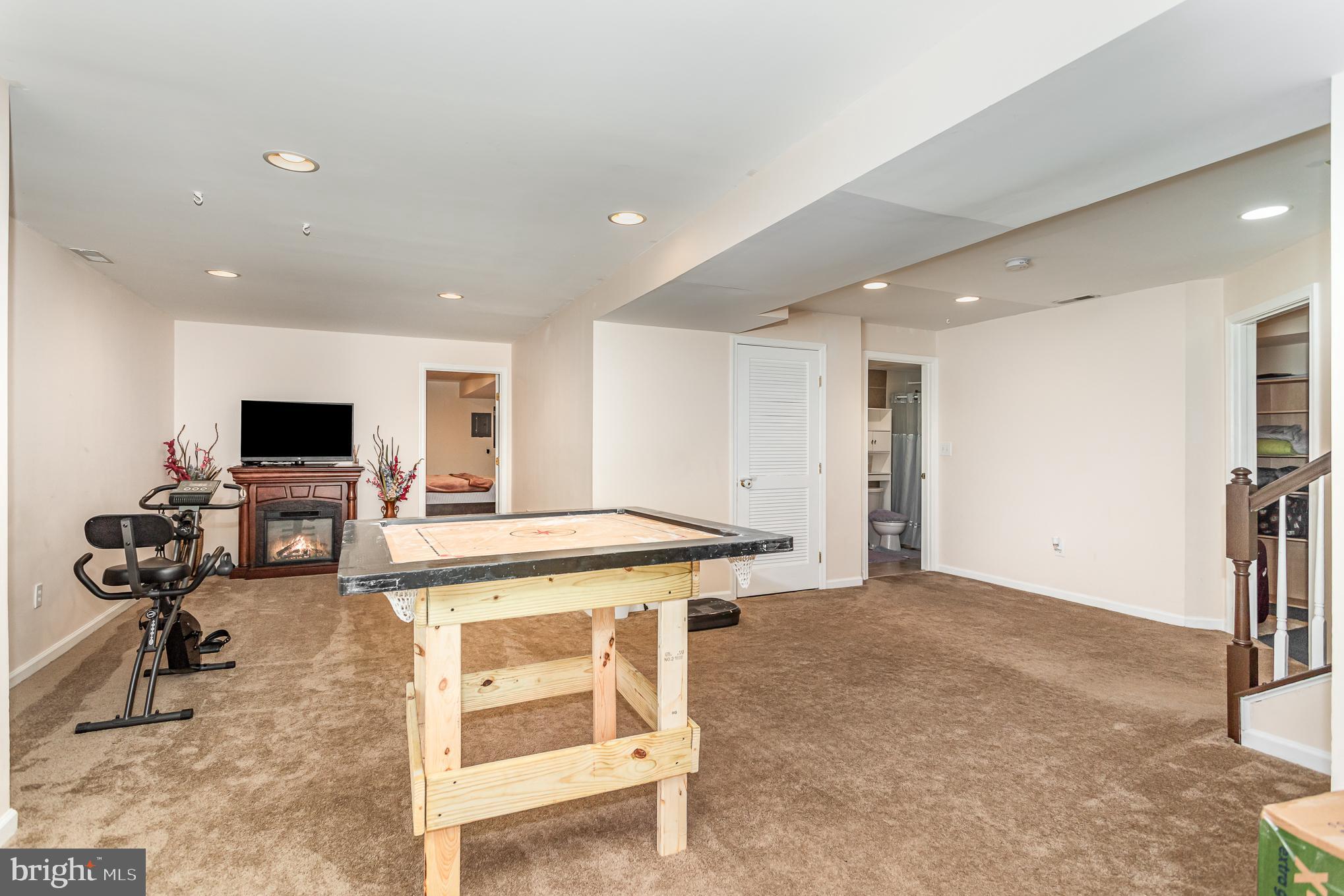 7485 Seneca Ridge Drive York, PA 17403 - Photo 26 of 45