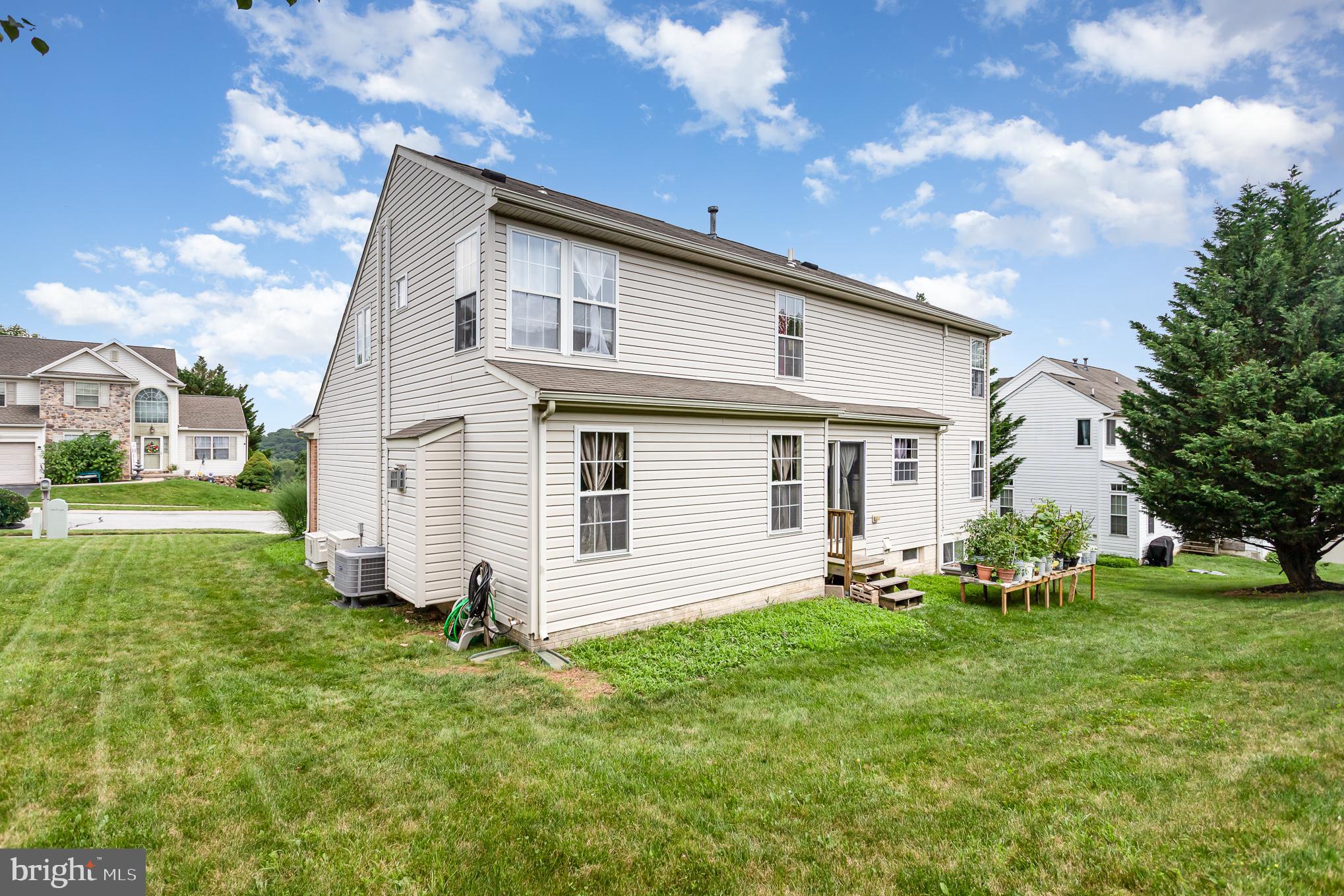 7485 Seneca Ridge Drive York, PA 17403 - Photo 38 of 45