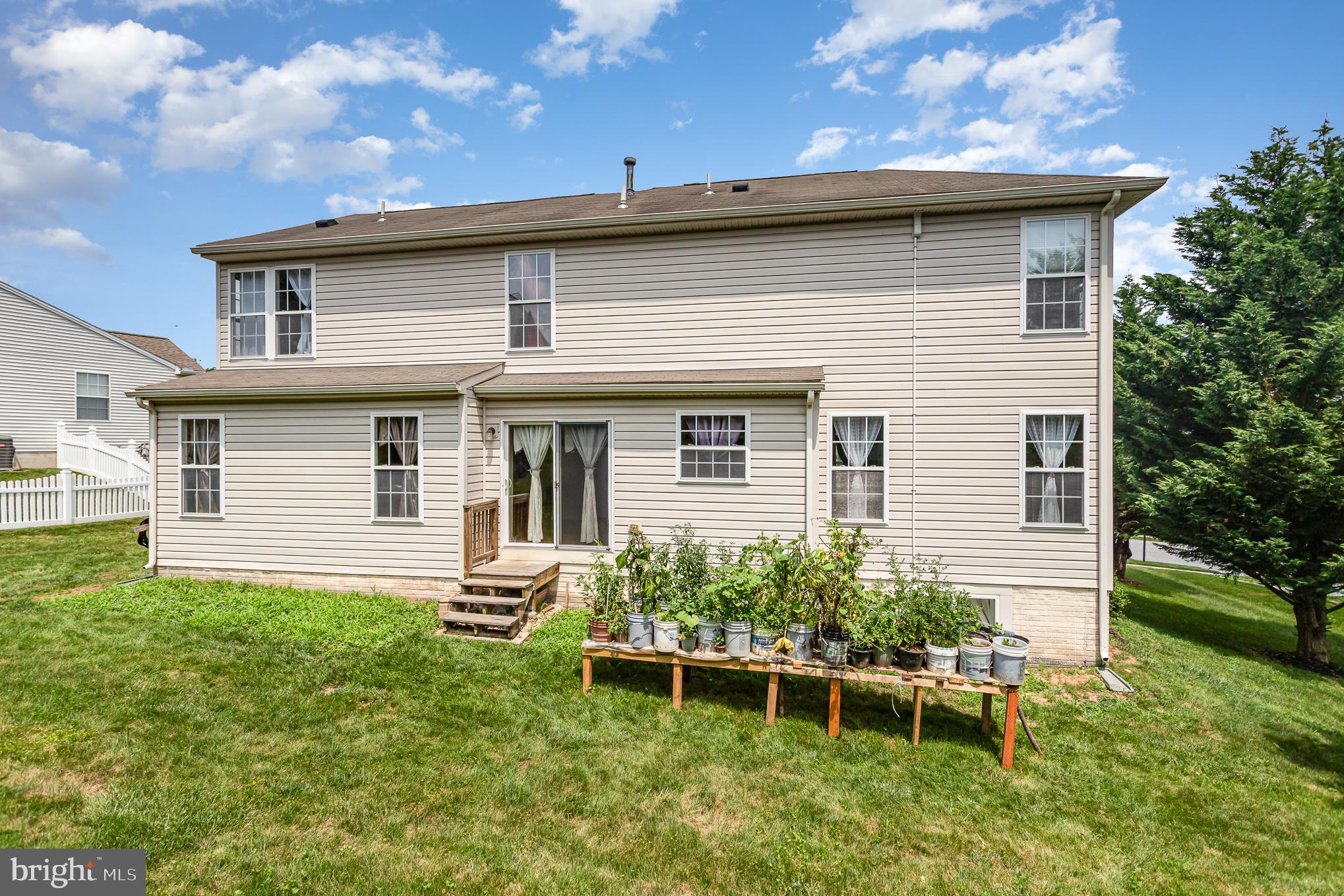 7485 Seneca Ridge Drive York, PA 17403 - Photo 39 of 45