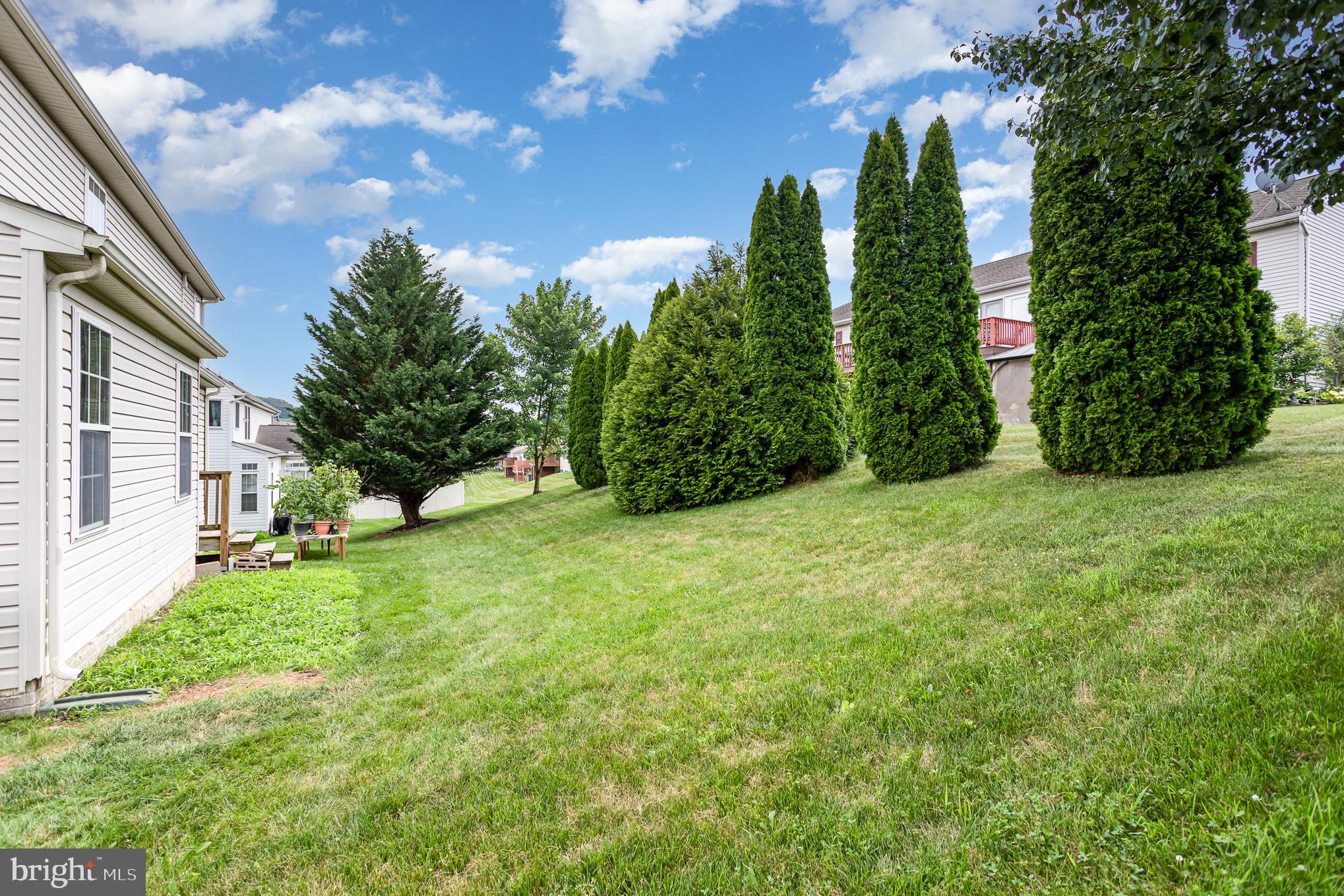 7485 Seneca Ridge Drive York, PA 17403 - Photo 40 of 45