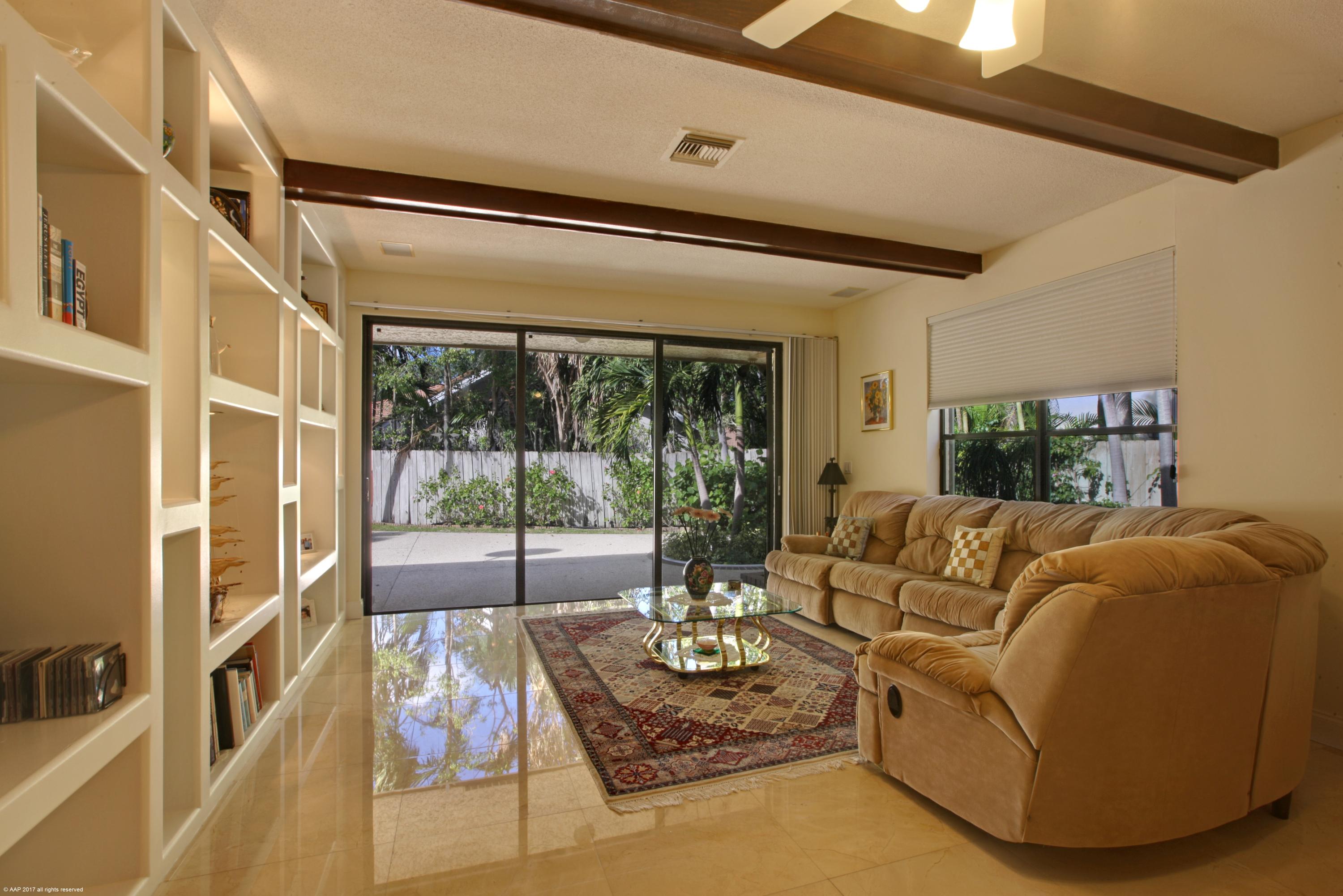 4901 Sanctuary Lane Boca Raton, FL 33431 - Photo 9 of 40 Family room