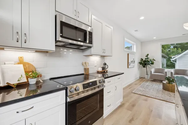 $3,500 | 1117 B Chester Avenue, Unit B, Nashville, TN 37206