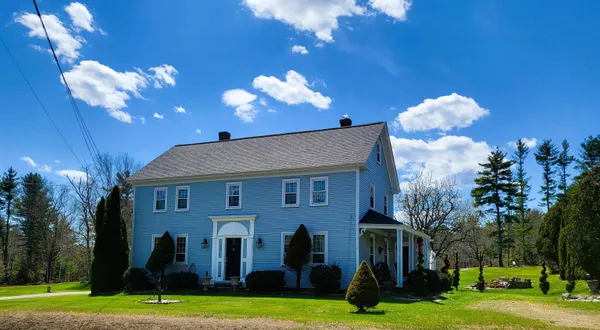 $850,000 | 19 Raymond Road, Deerfield, NH 03037