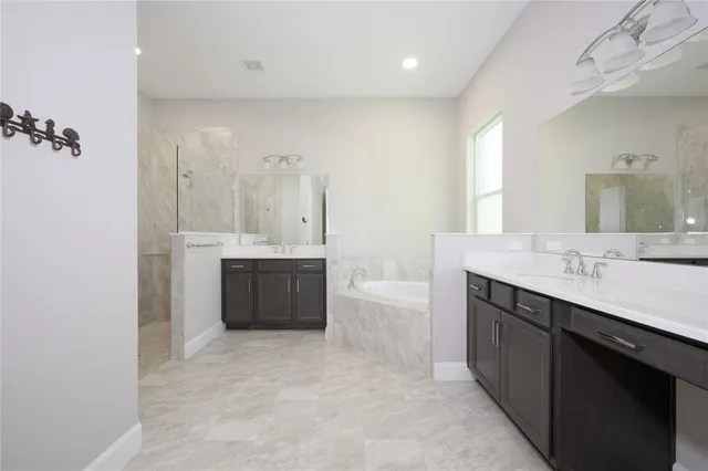 $1,290,000 | 27 South Riverwalk Drive, Palm Coast, FL 32137