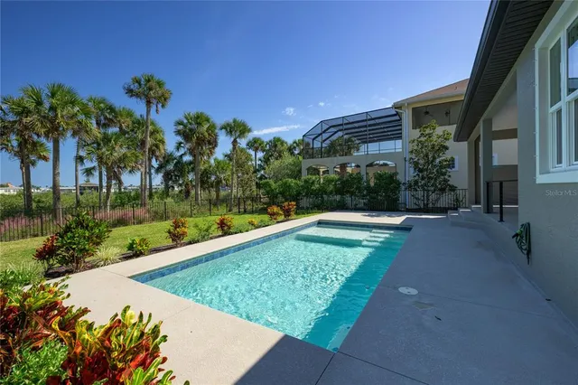 $1,290,000 | 27 South Riverwalk Drive, Palm Coast, FL 32137