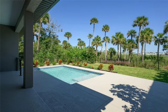 $1,290,000 | 27 South Riverwalk Drive, Palm Coast, FL 32137