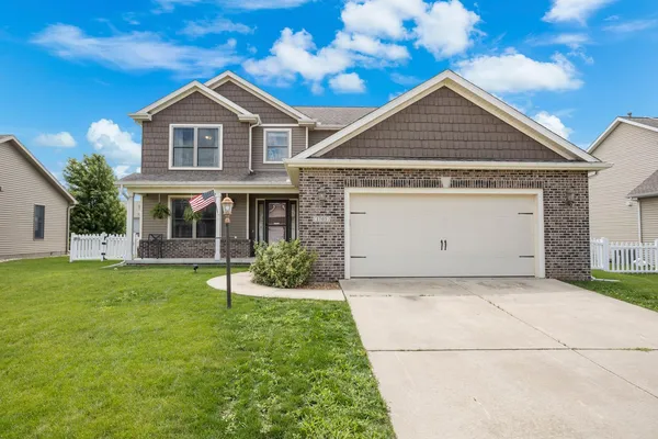$385,000 | 1705 Oliger Drive, Mahomet, IL 61853