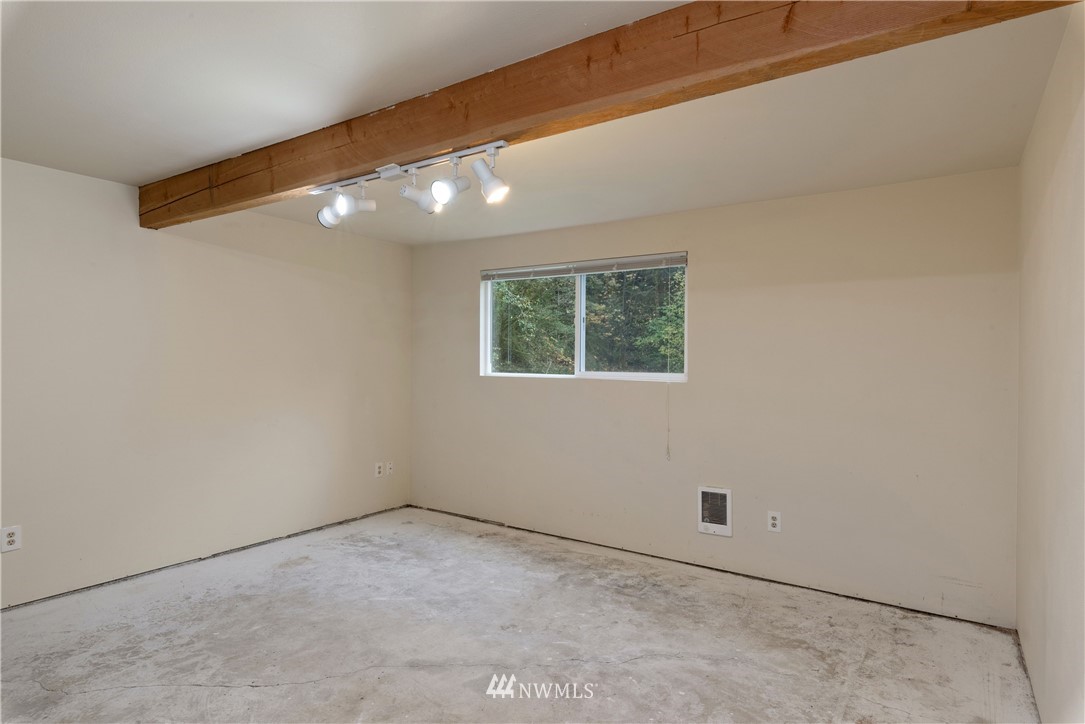 210 Northeast Newkirk Road Belfair, WA 98528 - Photo 24 of 35 Gallery Image 24