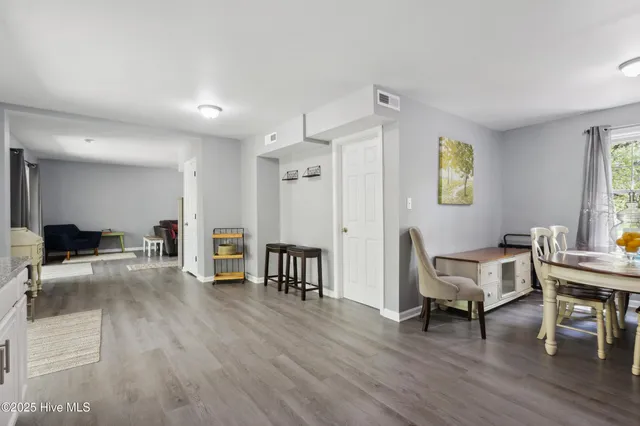 $399,000 | 975 River Bend Drive, Burgaw, NC 28425