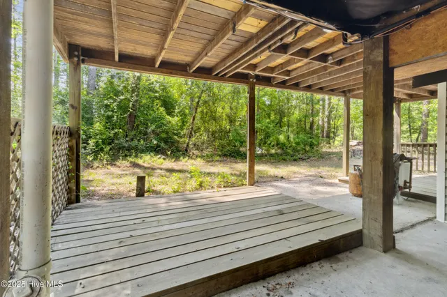 $399,000 | 975 River Bend Drive, Burgaw, NC 28425