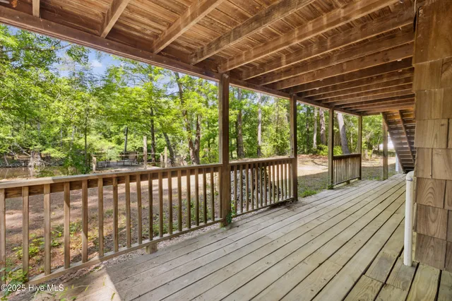 $399,000 | 975 River Bend Drive, Burgaw, NC 28425
