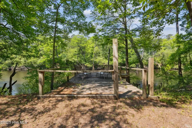 $399,000 | 975 River Bend Drive, Burgaw, NC 28425