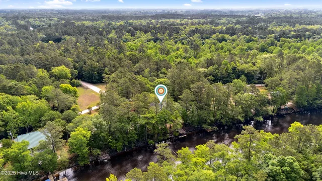 $399,000 | 975 River Bend Drive, Burgaw, NC 28425