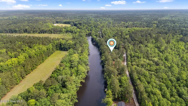 $399,000 | 975 River Bend Drive, Burgaw, NC 28425