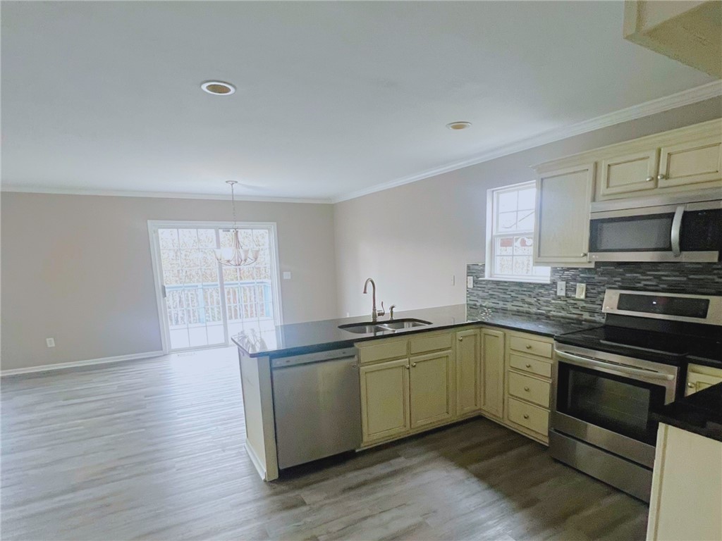12 Falcon Ridge Way Greer, SC 29650 - Photo 5 of 36 Gallery Image 5