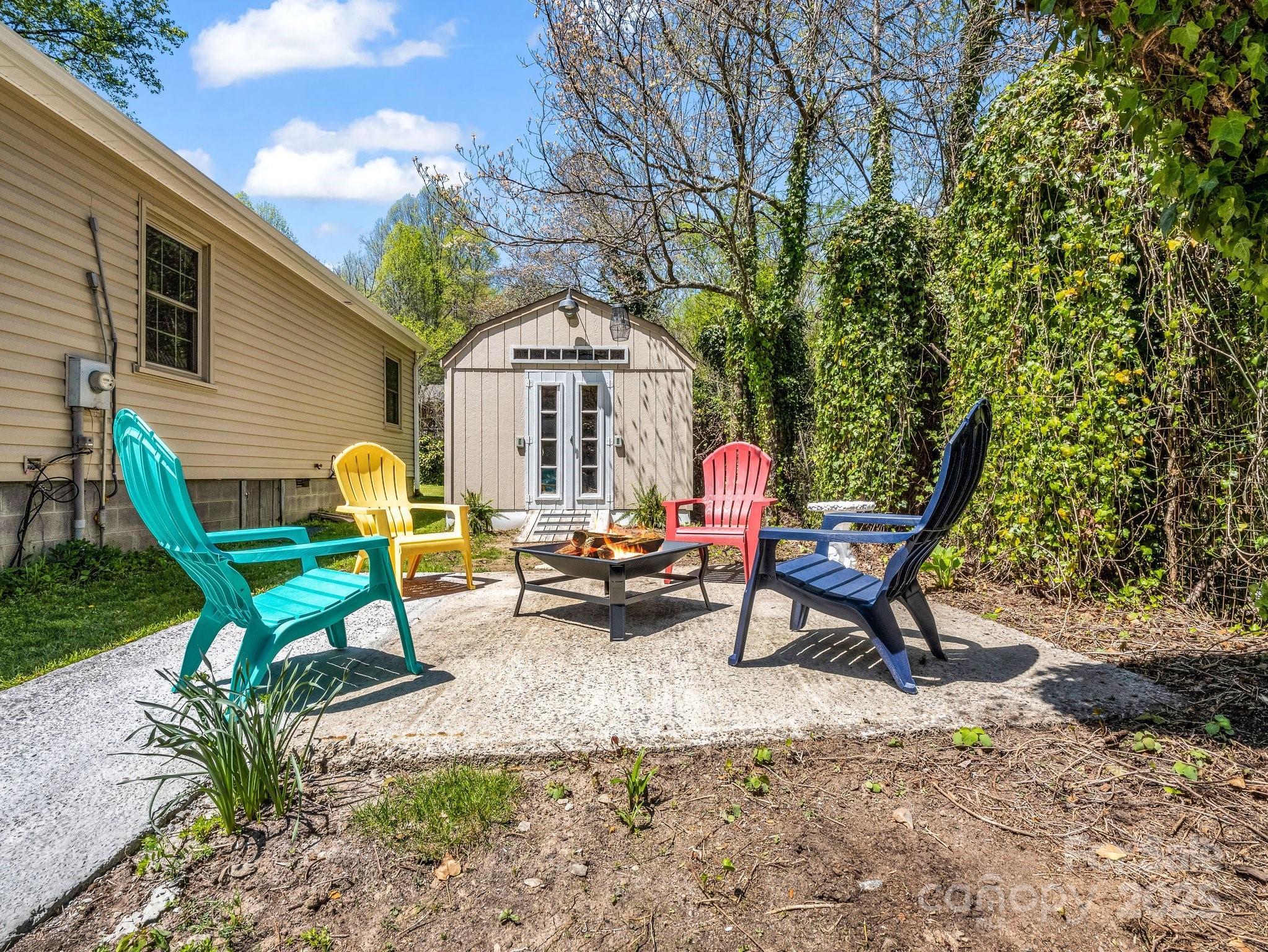 565 Nicholson Creek Road Brevard, NC 28712 - Photo 7 of 45