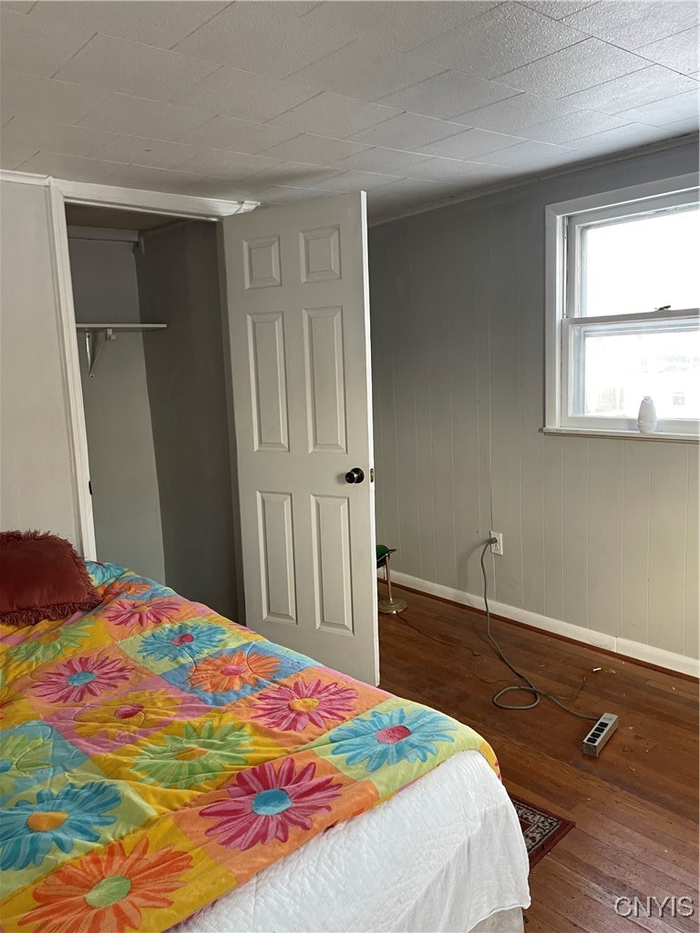 19 Grove Avenue Auburn, NY 13021 - Photo 14 of 16 Bedroom 2