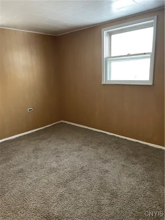 $142,900 | 19 Grove Avenue, Auburn, NY 13021