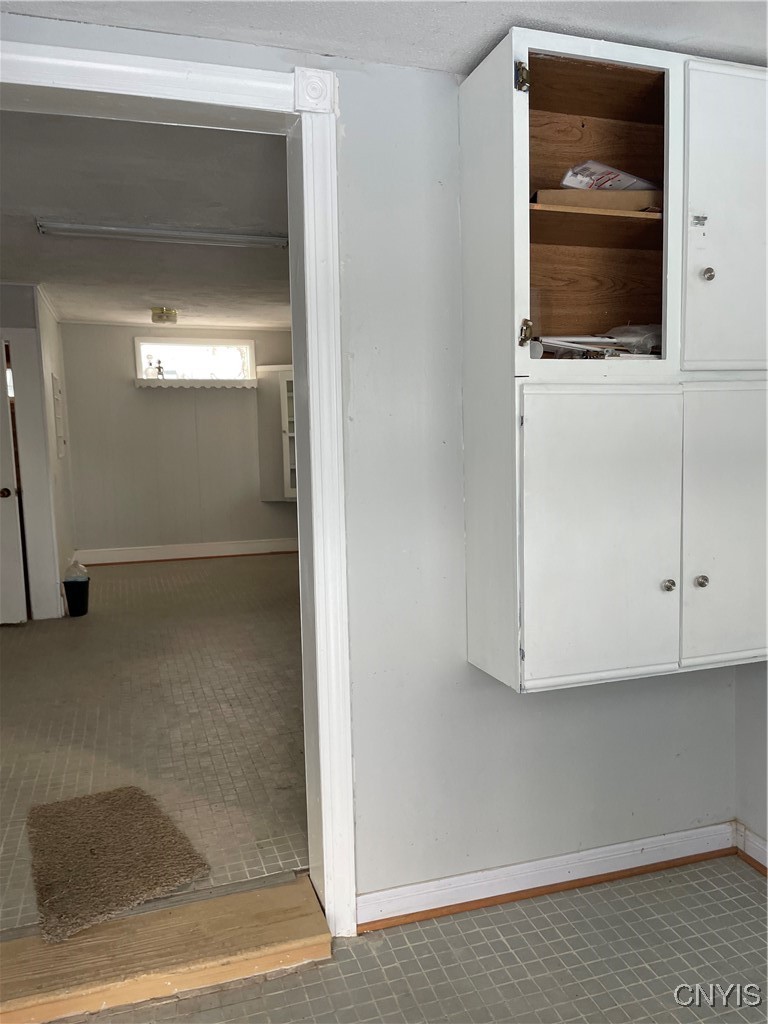 19 Grove Avenue Auburn, NY 13021 - Photo 6 of 18 Main entrance