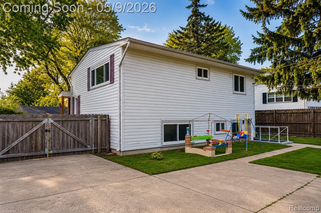 529 John Rolfe Drive Monroe, MI 48162 - Photo 29 of 35