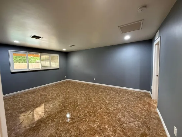 $2,800 | 4028 West Augusta Avenue, Phoenix, AZ 85051