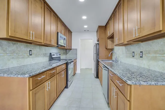 $688,000 | 3592 Payne Avenue, Unit 6, San Jose, CA 95117