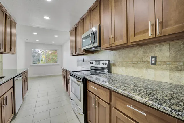 $688,000 | 3592 Payne Avenue, Unit 6, San Jose, CA 95117