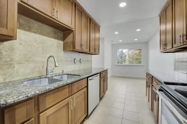 $688,000 | 3592 Payne Avenue, Unit 6, San Jose, CA 95117