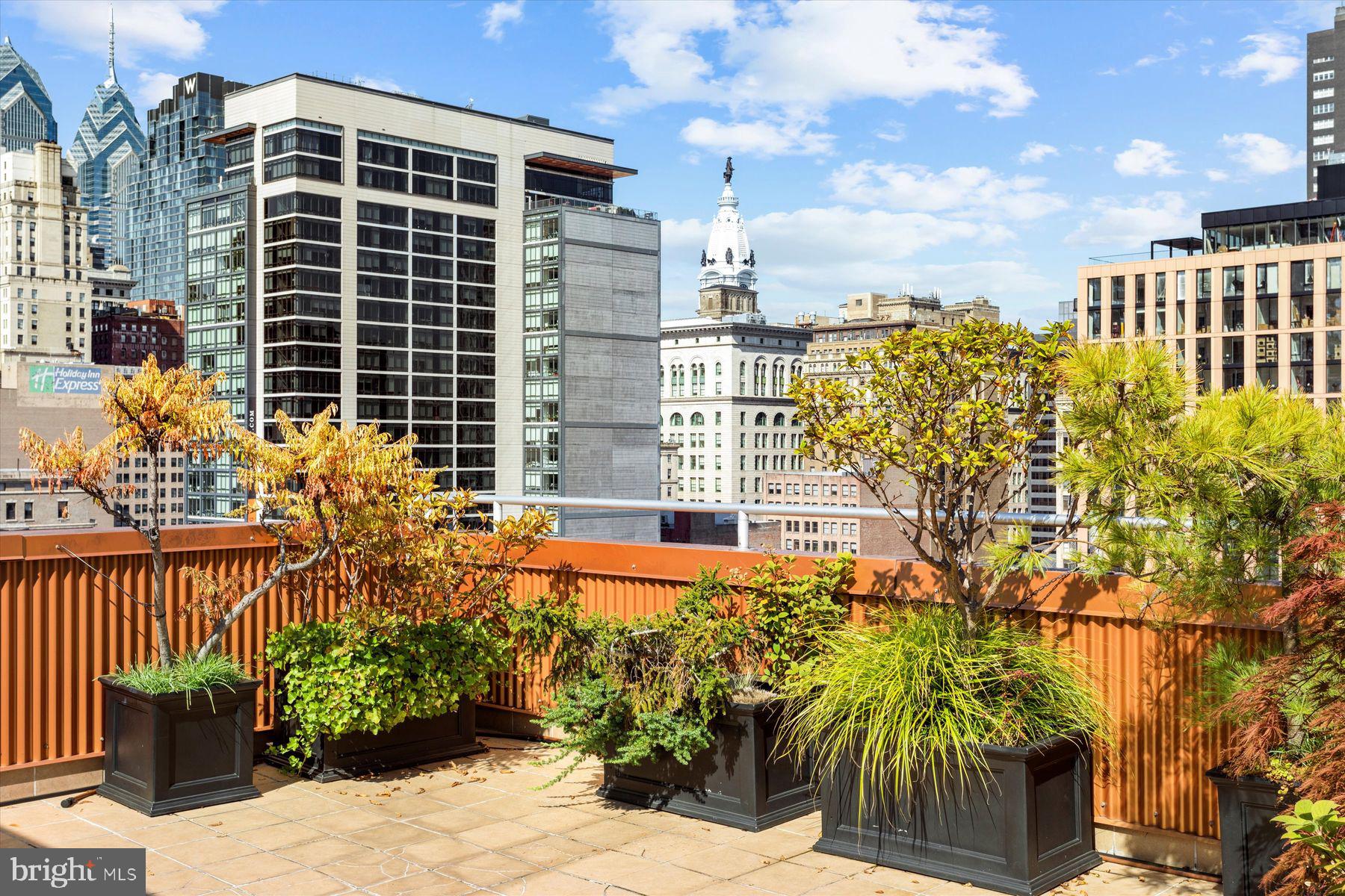 1101 Locust Street, Unit 11E Philadelphia, PA 19107 - Photo 27 of 46