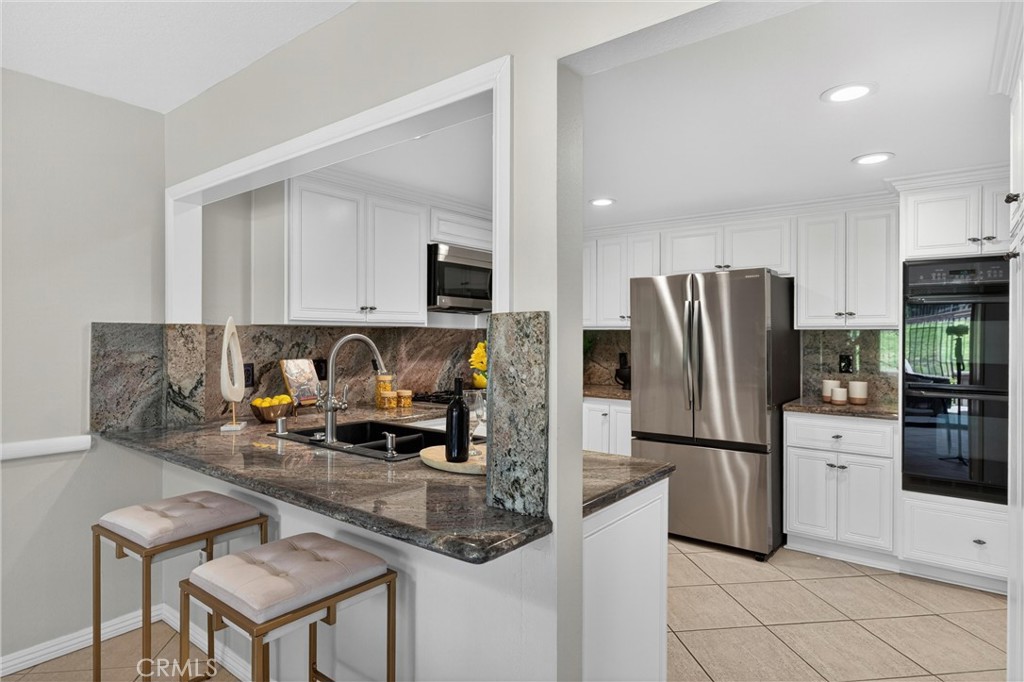 525 Riviera Court Fullerton, CA 92835 - Photo 19 of 43