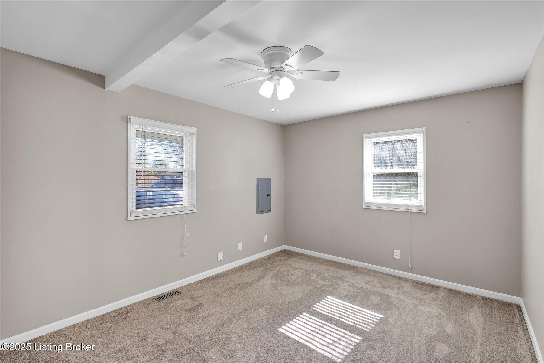 9804 Rowntree Road Louisville, KY 40299 - Photo 4 of 30 17-9804 Rowntree Rd