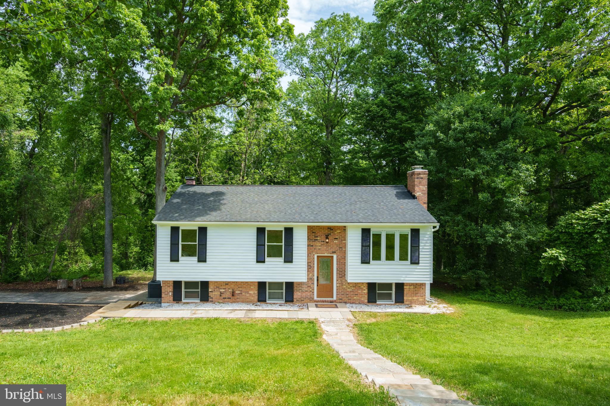 2420 Raintree Avenue Westminster, MD 21157 - Photo 2 of 33 Gallery Image 2