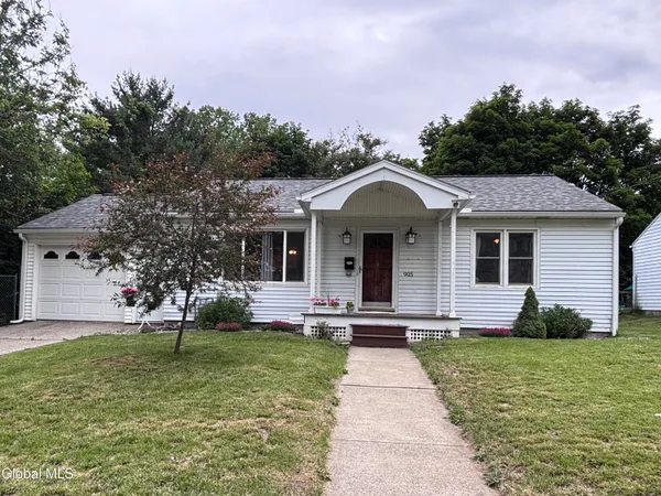 $219,900 | 905 3rd Avenue, Troy, NY 12182